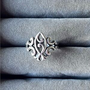 James Avery Silver Scroll Ring